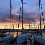 L'abbaye Du Cap - Bel Avec Terrasse Entre Et Port شقة آجد